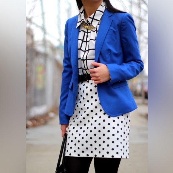 J. Crew Royal Blue Schoolboy two Button Blazer in size 6 - Picture 1 of 15